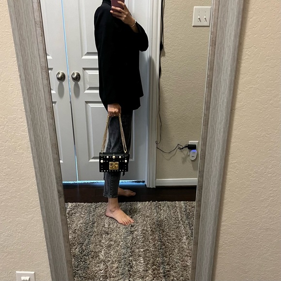 Gucci Calfskin Studded Small Padlock Shoulder Bag Black - Picture 4 of 16